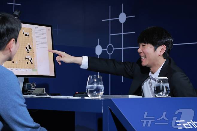 From Rival to Collaborator: Lee Se-dol Highlights Human Value in the Era of Agentic AI